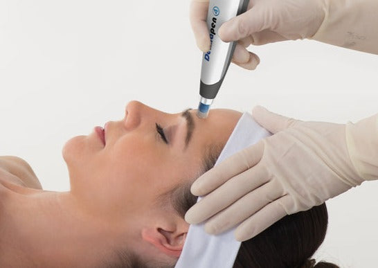 Dermapen Deluxe Microneedling with Uber Peel & LED Course of 3 (save €341)