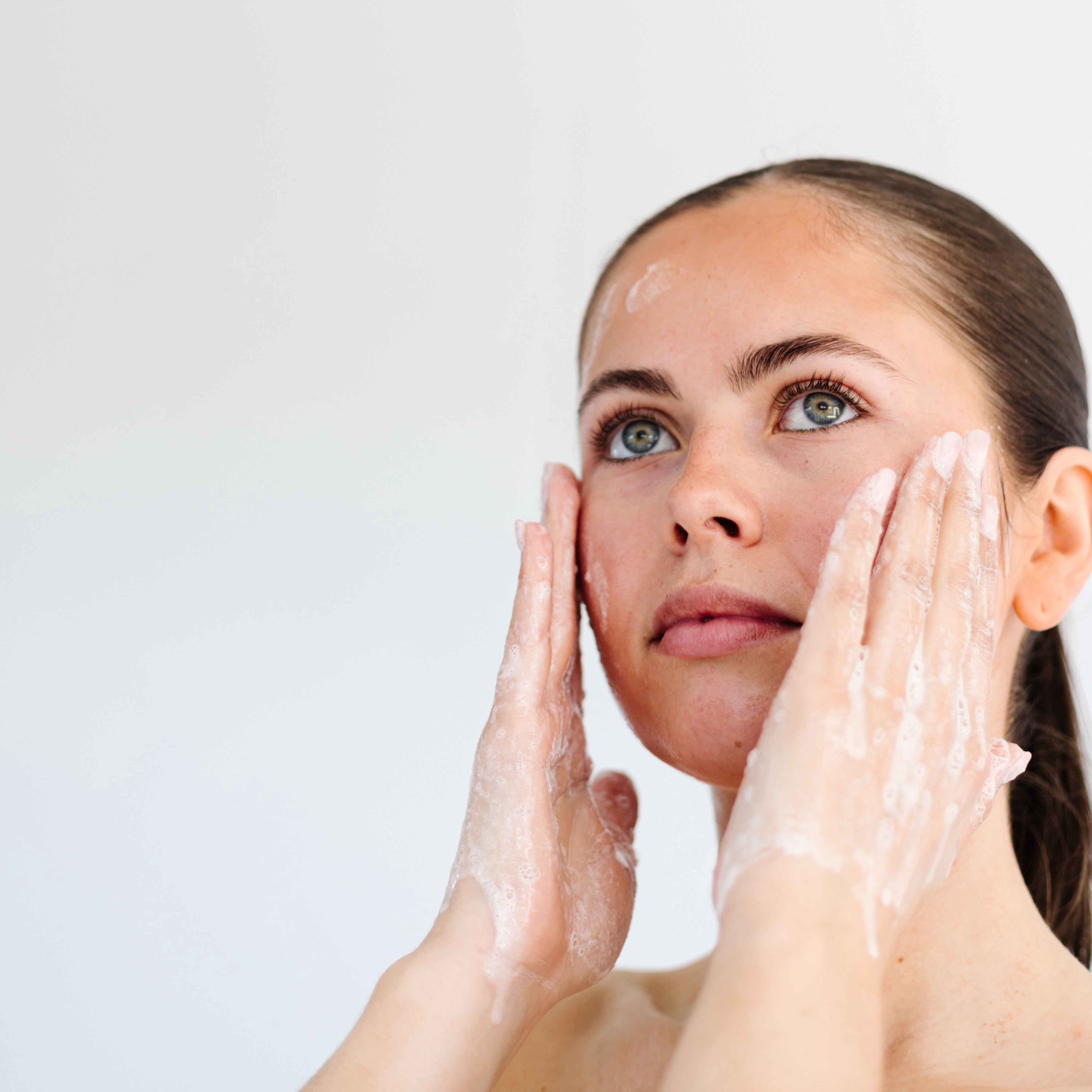 Skin Formulas Cleansing Mitt